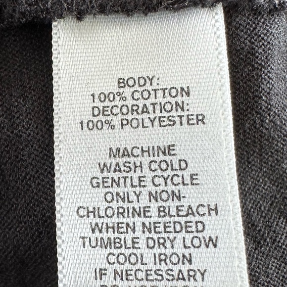 Ann Taylor LOFT Women’s Black Ruffle short Sleeve Scoop Neck T-shirt Medium - Picture 6 of 7